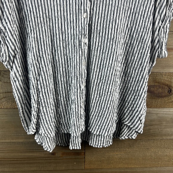 Jane + Delancey Womens Shirt Cap Sleeve Button Up Striped Seersucker Size 2X - Picture 3 of 7